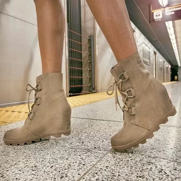 Sorel Joan Of Arctic Wedge II Boots, Ash Brown - Picture 15 of 15